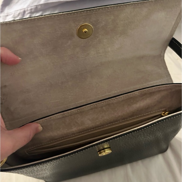 Barely used Kate spade leather purse - Picture 4 of 6